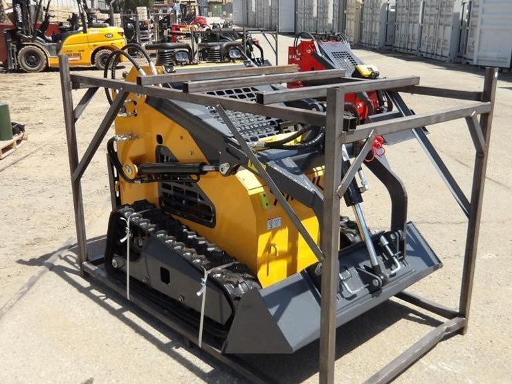 2026-zjz-380-skid-steer-track-loader-image-2