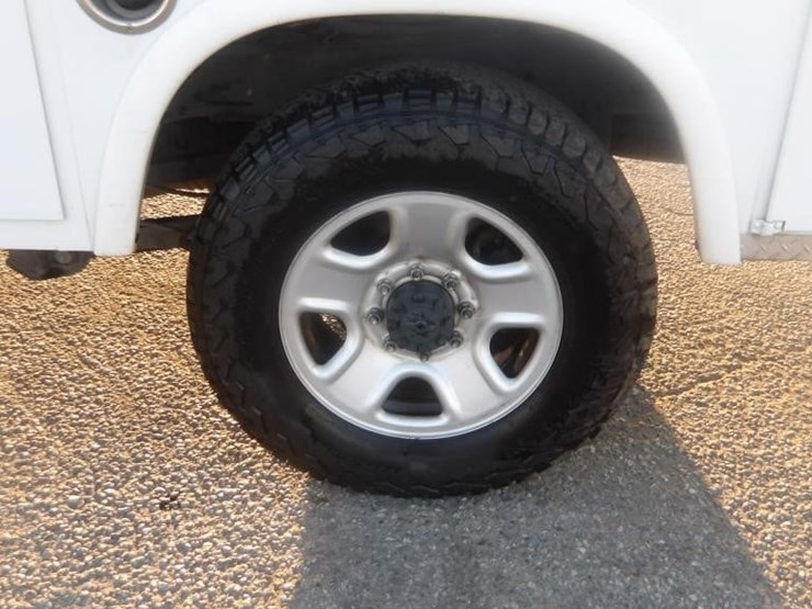 2019-dodge-ram-2500-image-12