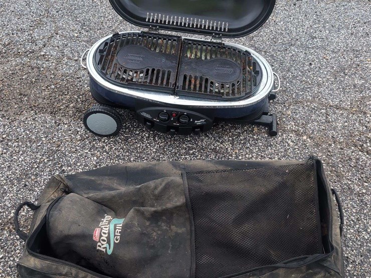 coleman-roadtrip-portable-grill-with-carrying-case-image-1