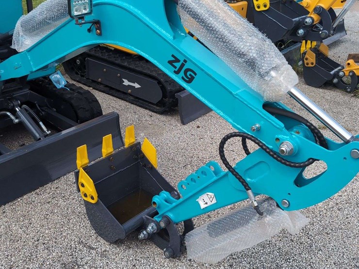 zjg-mini-excavator-zj-12-(blue)-image-11