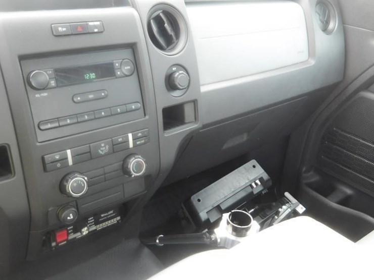 2011-ford-f150-xl-image-19