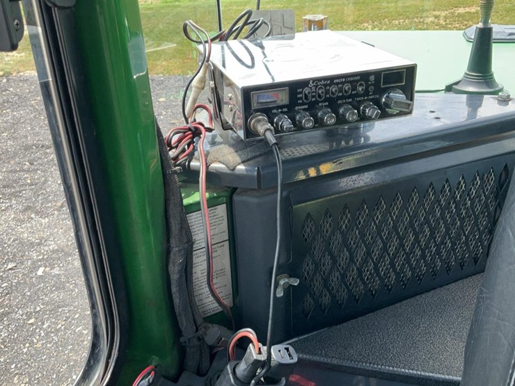 2015-deere-437d-image-30