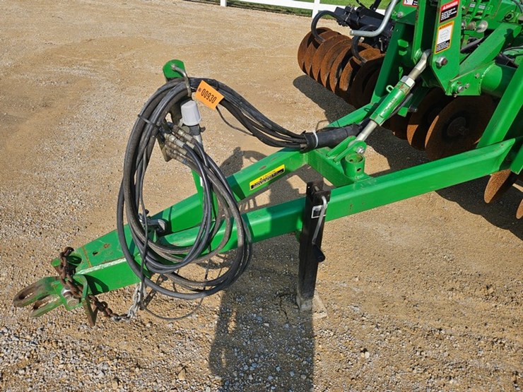 john-deere-726-image-11