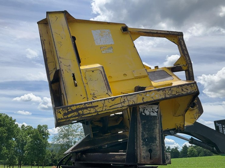 2015-deere-437d-image-68