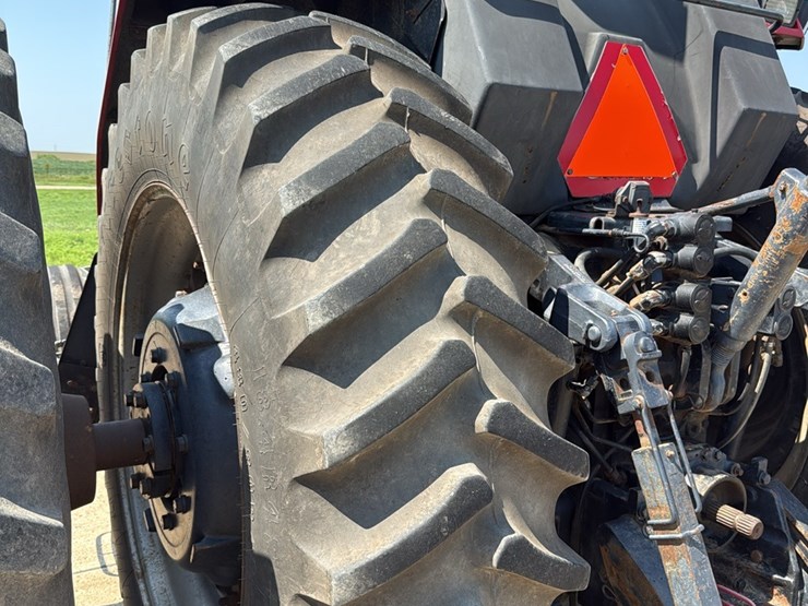 case-ih-7130-image-40