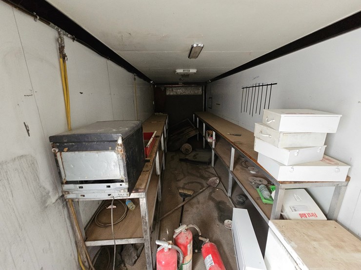 2020-bravo-trailers-40’-x-102”-3-axle-enclosed-gooseneck-trailer-image-8