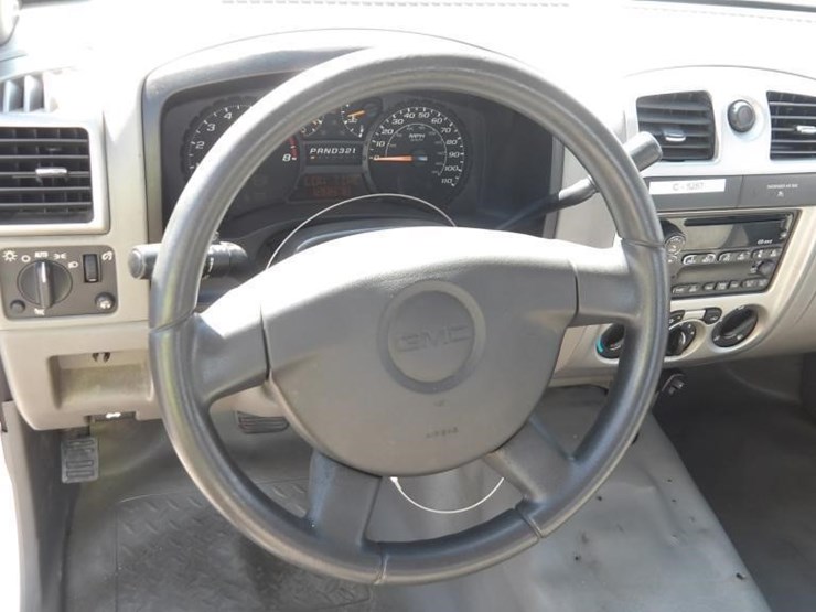 2008-gmc-canyon-image-17