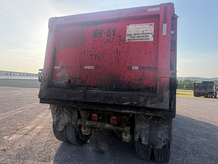 2013-kenworth-t800-image-11
