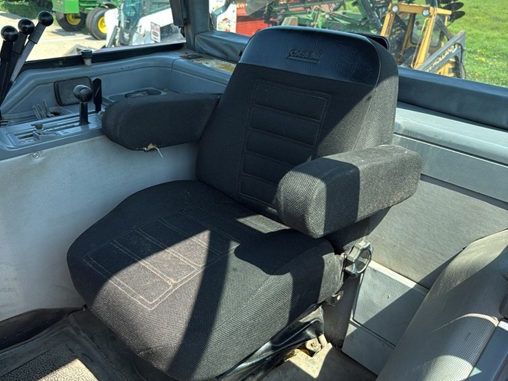 case-ih-7130-image-45