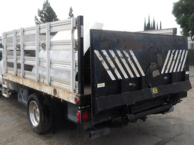 2011-ford-f550-image-4