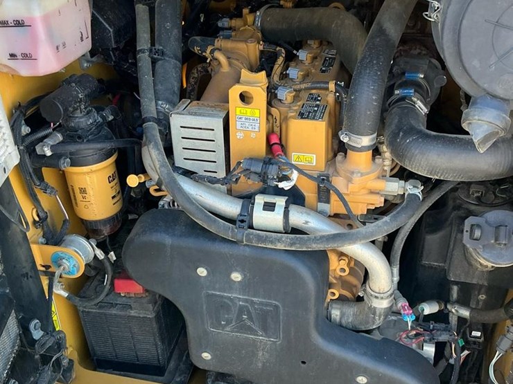 2019-caterpillar-289d-image-12