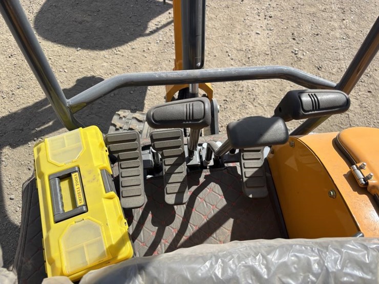 vicsec-vc20k-hydraulic-excavator-image-17