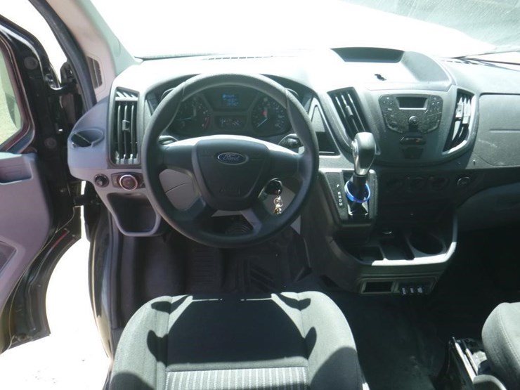 2015-ford-transit-image-9