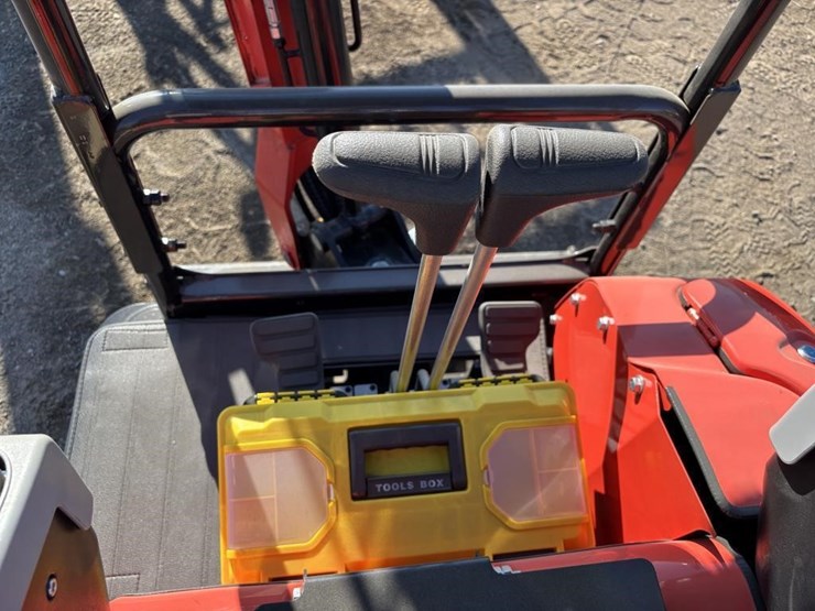 2026-tpm-18hh-hydraulic-excavator-image-17
