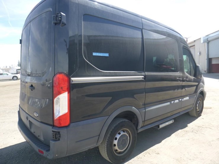 2015-ford-transit-image-3