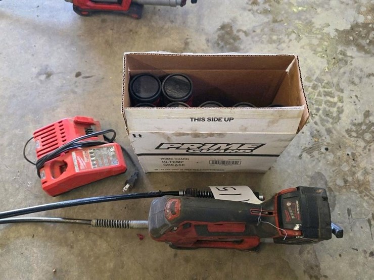 #115-•-milwaukee-grease-gun-image-1