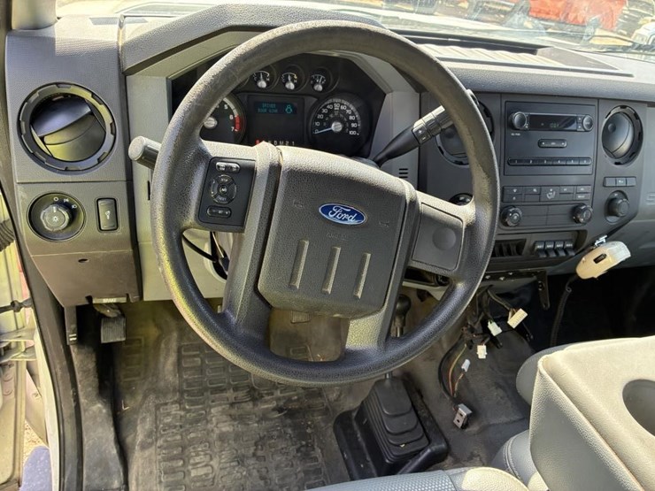 2014-ford-f250-image-18