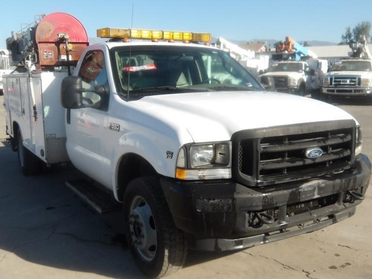 2003-ford-f550-image-2