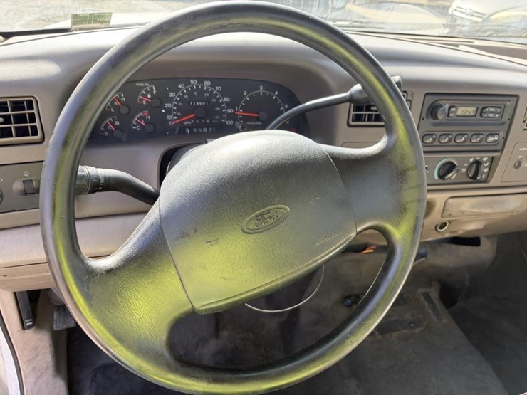 2001-ford-f250-image-13