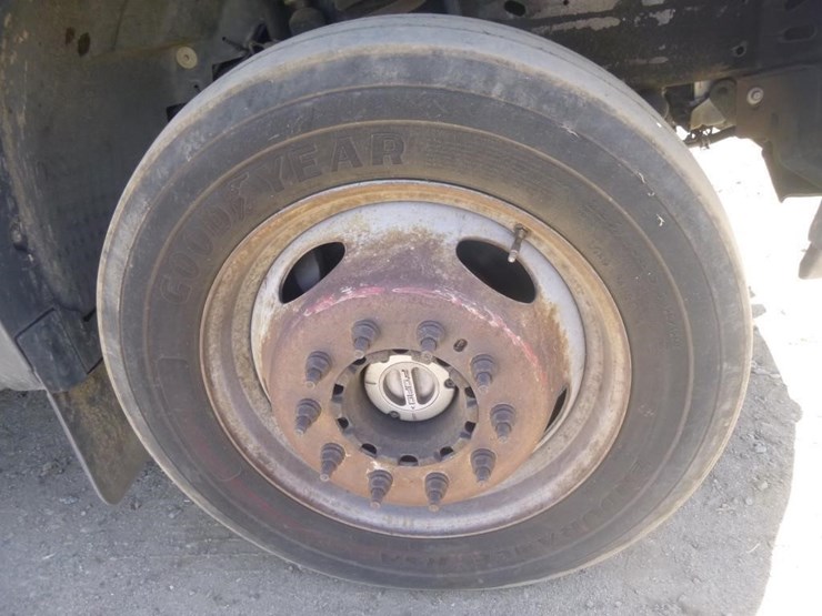 2006-ford-f450-image-40
