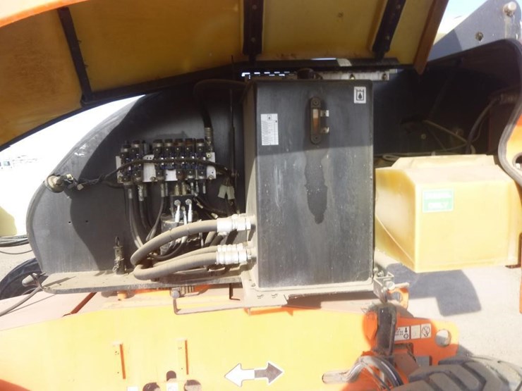 2007-jlg-400s-image-9