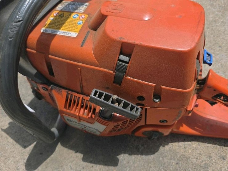 #103-•-husqvarna-390xp-chainsaw-image-14