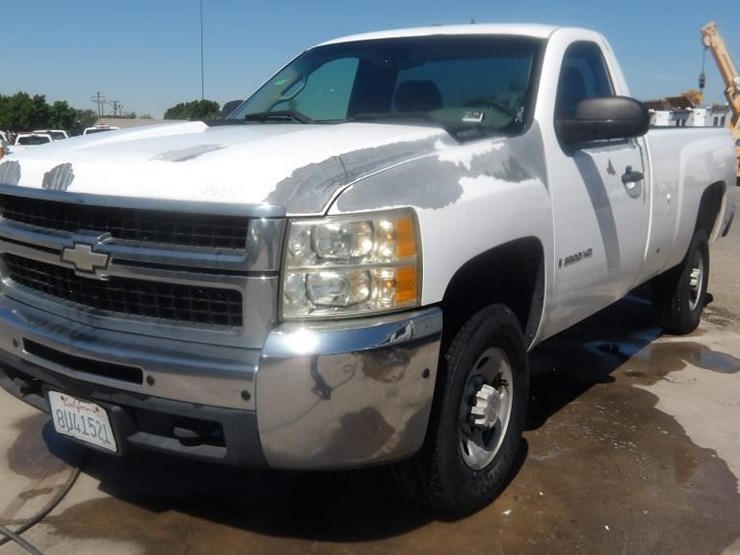2008-chevrolet-silverado-2500-image-1
