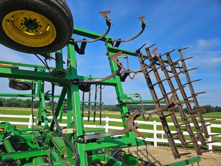 john-deere-726-image-37