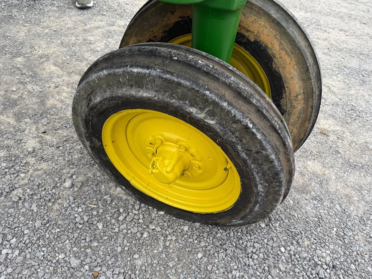 1950-john-deere-b-image-7