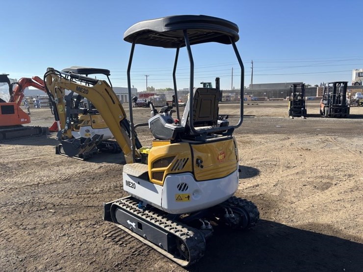 2026-me20-hydraulic-excavator-image-4