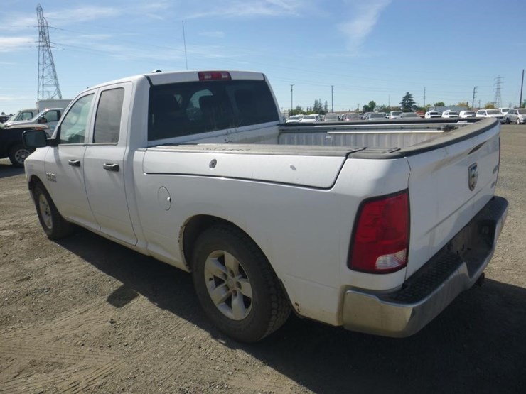 2014-dodge-1500-image-4