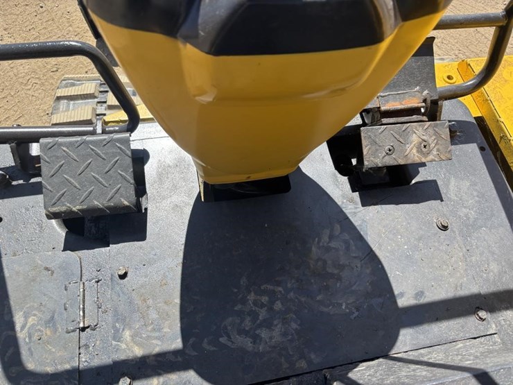 komatsu-pc20-7e-image-30