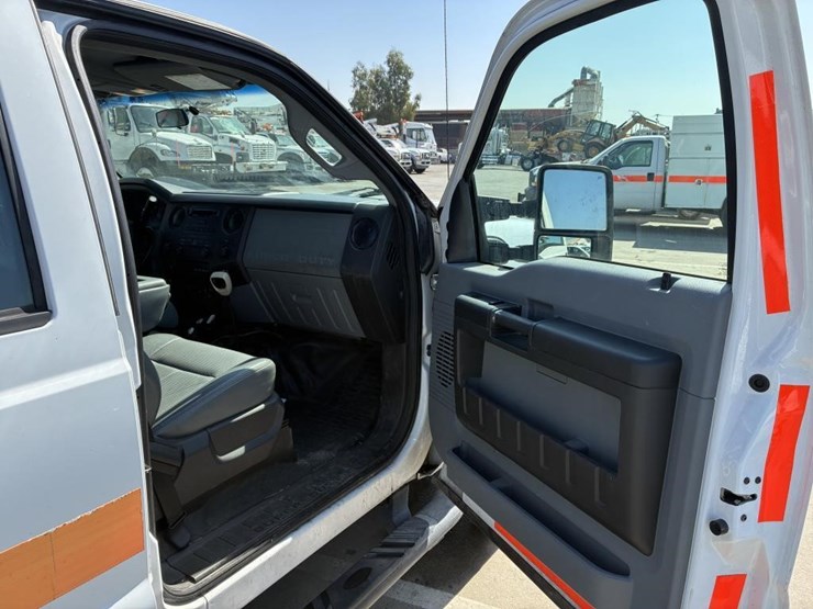 2014-ford-f250-image-14