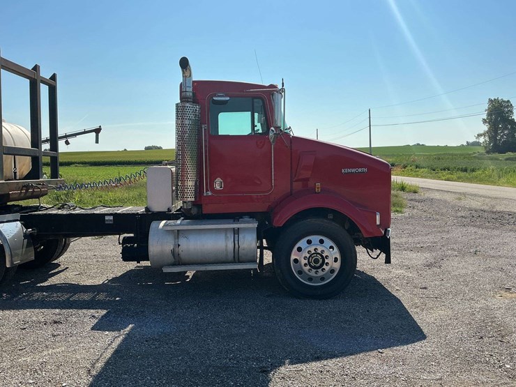 1996-kenworth-t800-image-6