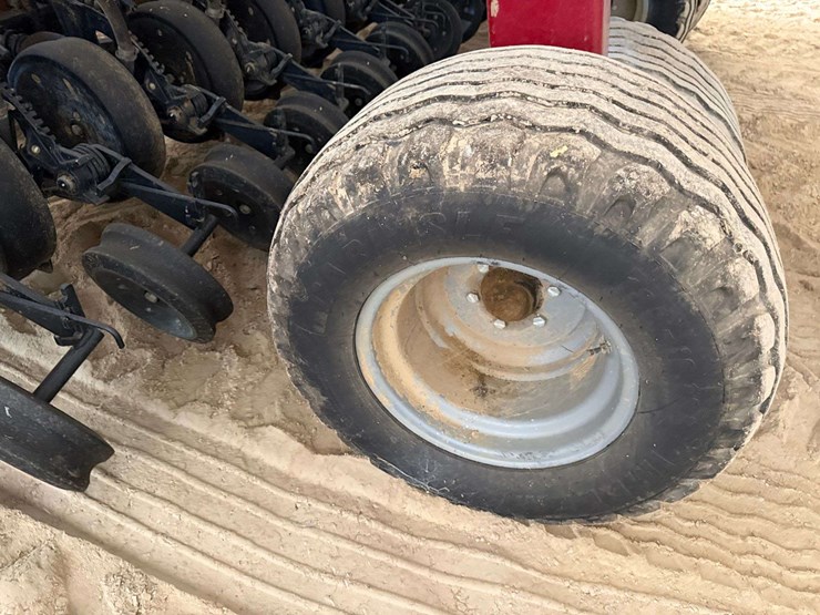 2014-case--ih-500t-air-drill-image-27