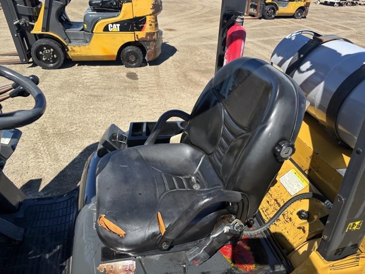 2016-caterpillar-2c6000-image-17