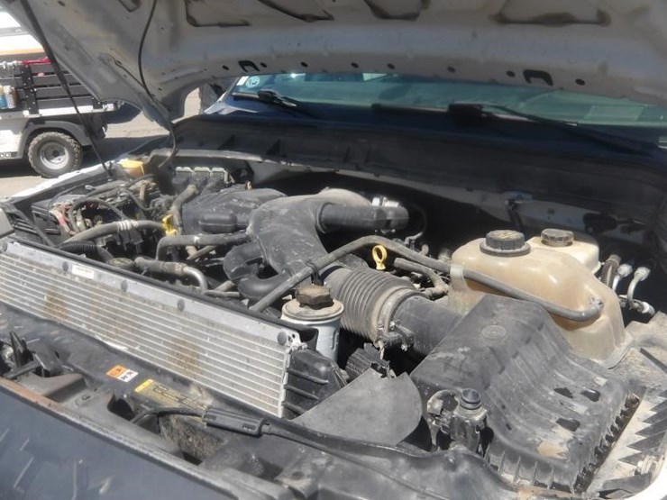 2012-ford-f550-image-8