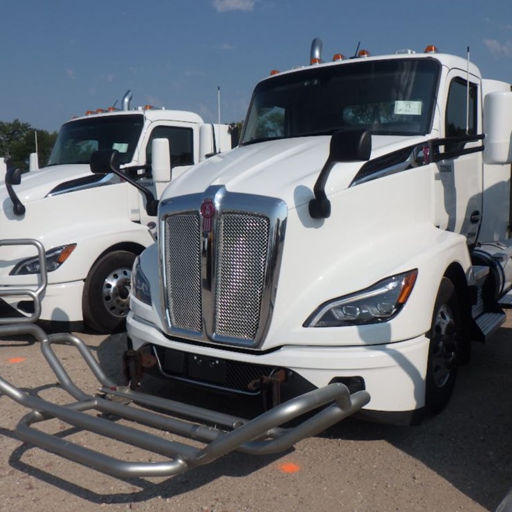2024 KENWORTH T680