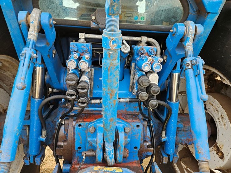 ford-tractor-image-17