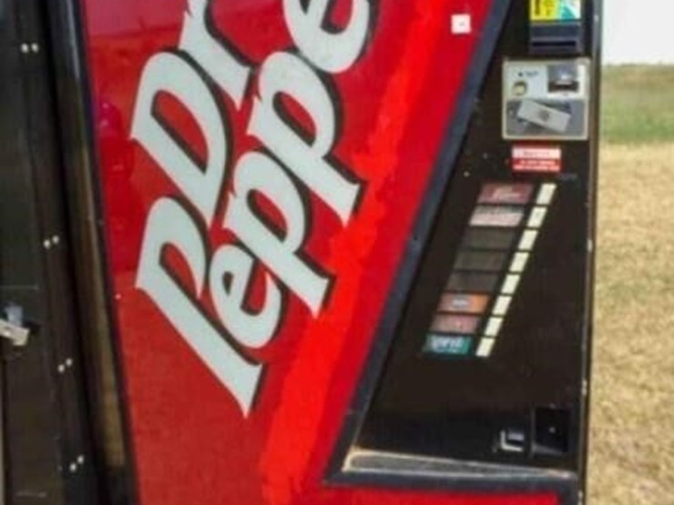 dr-pepper-pop-machine-worked-when-unplug-image-1