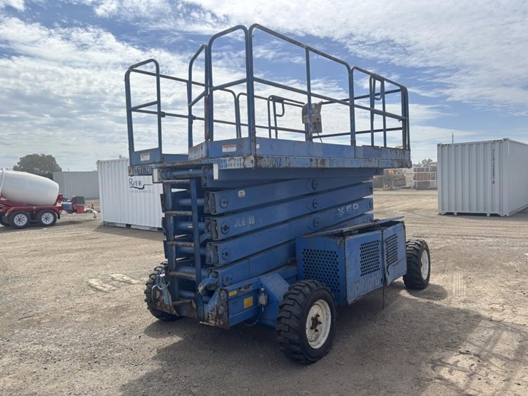 upright-lx-50-scissor-lift-image-3