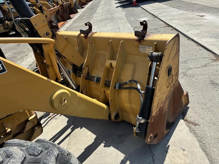 2007-caterpillar-430e-image-9