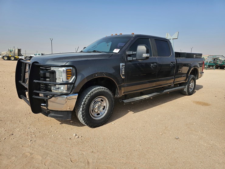 2018-ford-f250-image-2