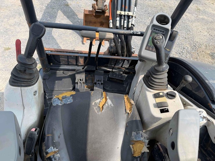 deere-35g-image-14