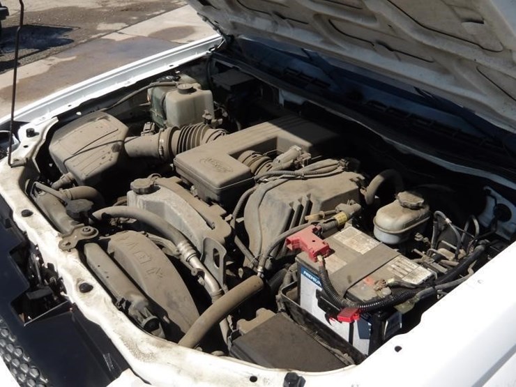 2011-chevrolet-colorado-image-15