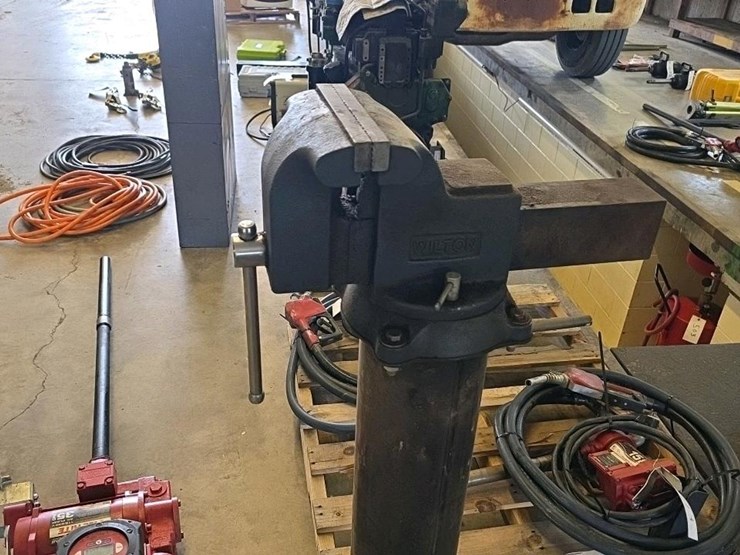 #107-•-wilton-bench-vise-and-stand-image-1