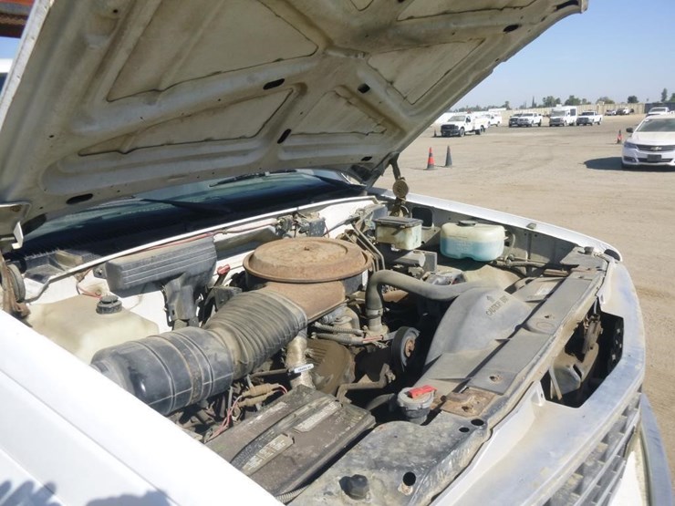 1992-chevrolet-3500-image-21