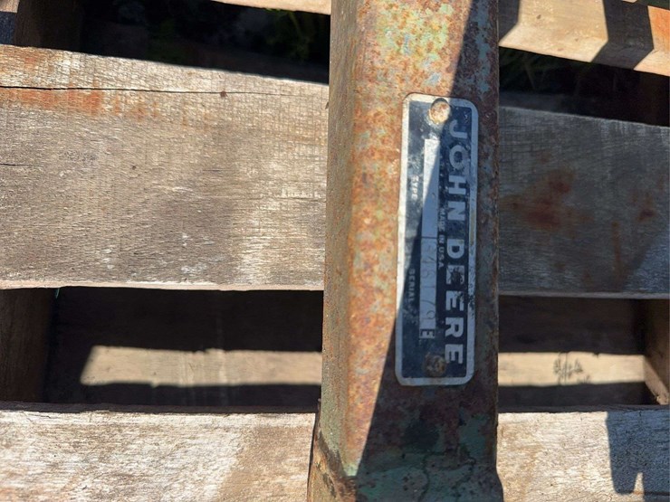 john-deere-350-image-11