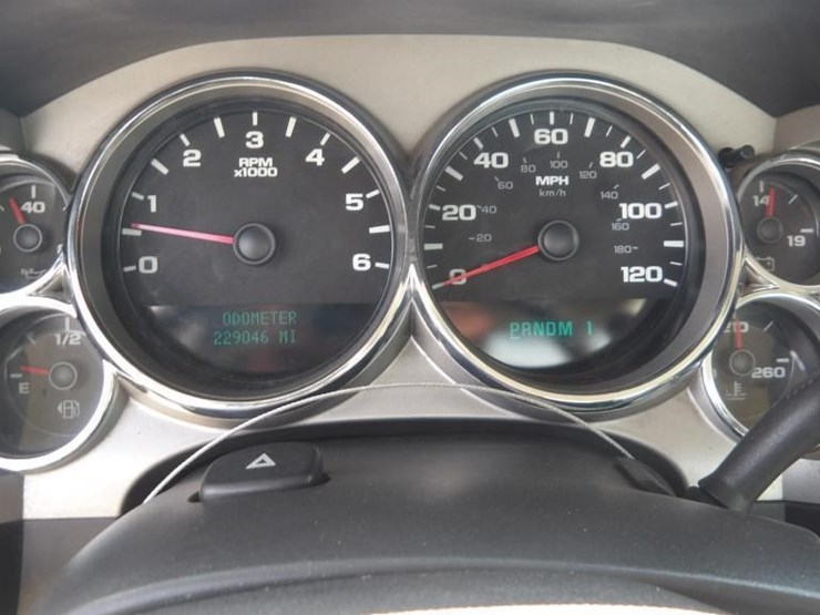2007-chevrolet-silverado-2500-image-17