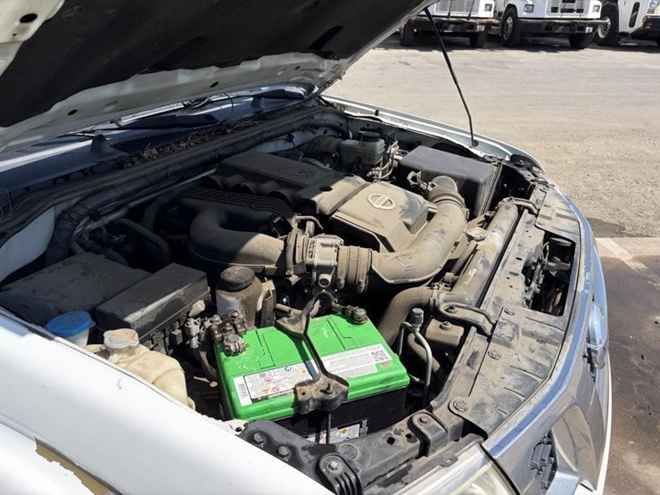 2016-nissan-frontier-image-9